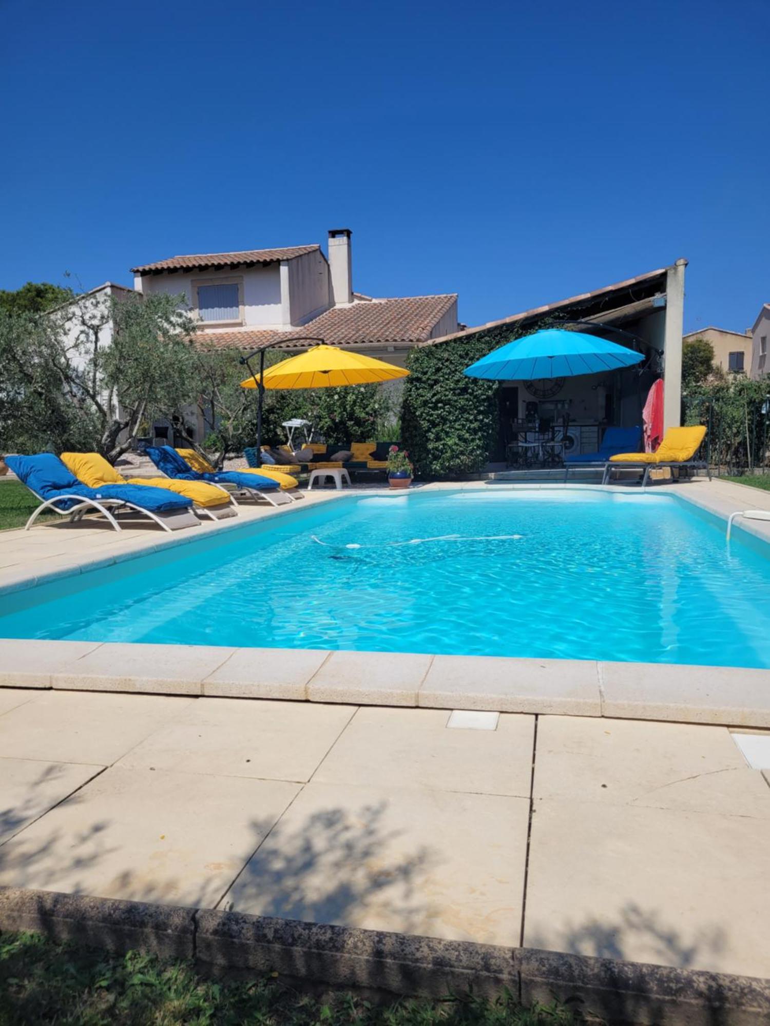 Maisonnette Avec Piscine La Picholine Apartment *